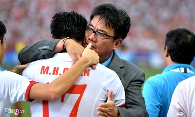 Cổ động viên Việt Nam khóc cùng tuyển thủ U23