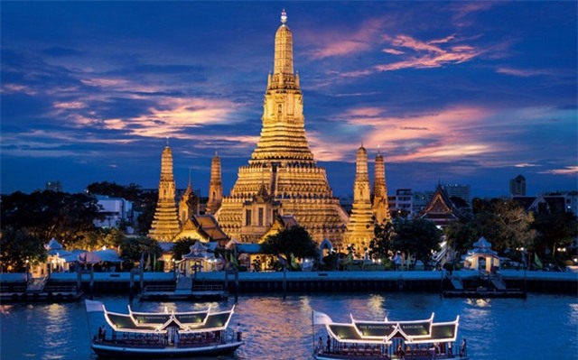Bangkok là một trong những thành phố nóng nhất thế giới, với nhiệt độ thường lên tới 40 độ C. Vào mùa đông, thành phố này có mức nhiệt trung bình khoảng 26 độ C. Ảnh: