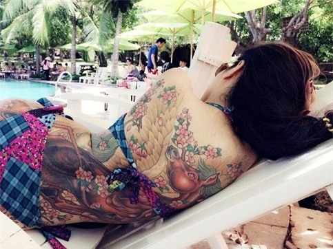 Những cô gái xăm trổ nổi tiếng trên mạng