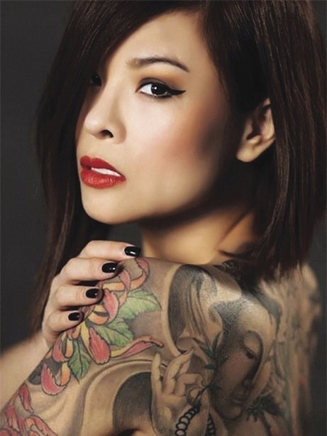 Những cô gái xăm trổ nổi tiếng trên mạng