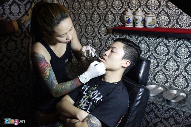 Những cô gái xăm trổ nổi tiếng trên mạng