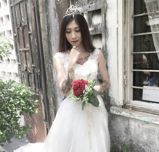 Những cô gái xăm trổ nổi tiếng trên mạng