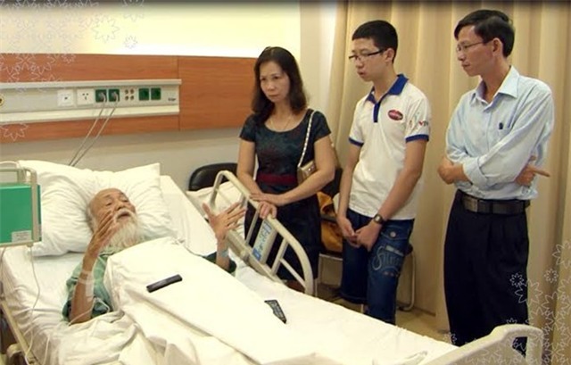 Cuộc gặp gỡ của PGS Văn Như Cương và Phan Đăng Nhạt Minh.