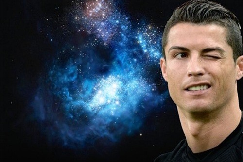 Cristiano Ronaldo "xuất hiện" ở dải thiên hà