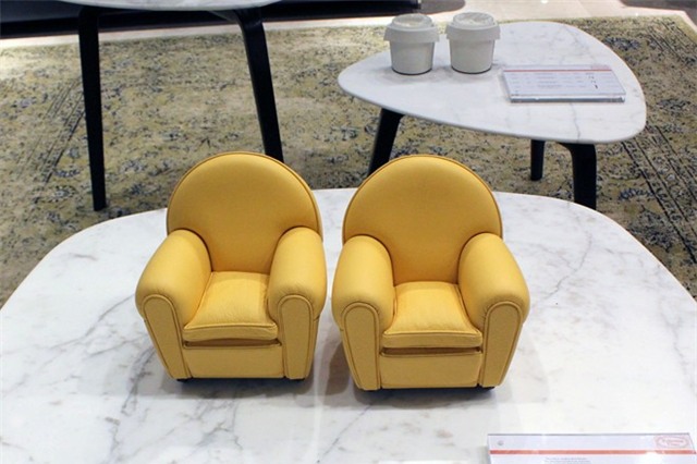 Những chiếc ghế lạ giá vài trăm triệu ở Sài Gòn
