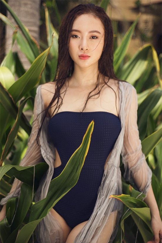 Tag: Angela Phương Trình, sexy.
