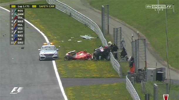 Alonso, Raikkonen may mắn thoát nạn tại Austrian GP