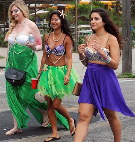 Hang tram “nang tien ca” do bo tren duong pho My