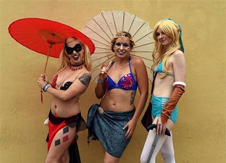 Hang tram “nang tien ca” do bo tren duong pho My