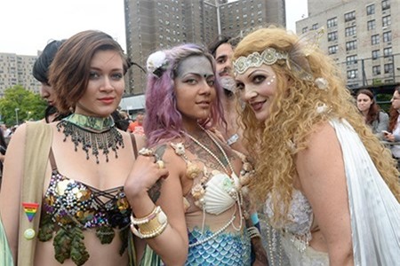 Hang tram “nang tien ca” do bo tren duong pho My