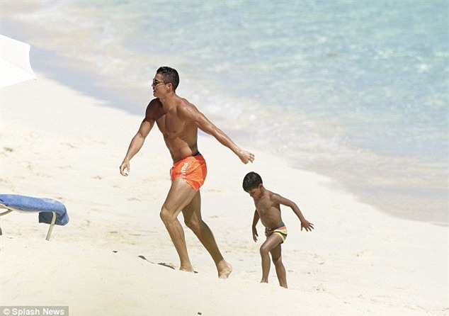 Ronaldo, quý tử, CR7, Real, bồ, Irina Shayk