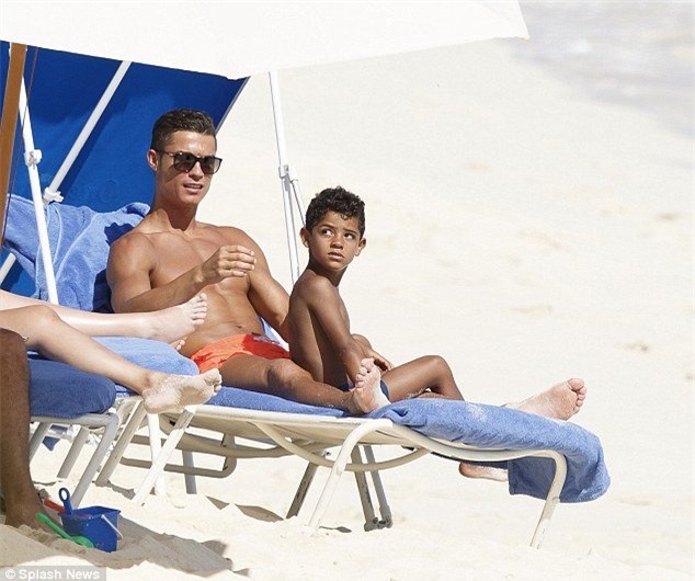 Ronaldo, quý tử, CR7, Real, bồ, Irina Shayk