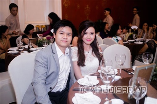 Midu cùng siêu xe của chồng sắp cưới 10