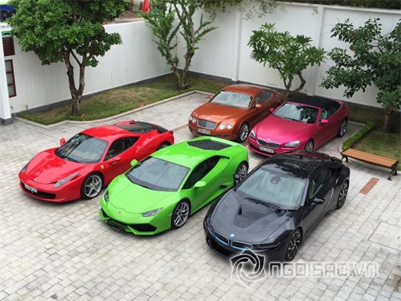 Midu cùng siêu xe của chồng sắp cưới 7