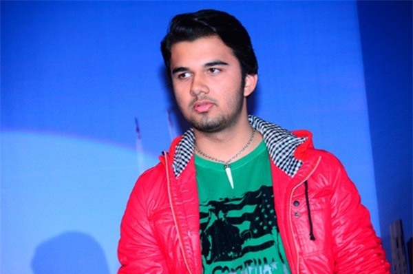 Tuy nhiên, hiệu ứng từ vai diễn trong phim quá lớn vô tình khiến Avinash Mukheriee  bị đóng khung với nhân vật Jagdish một thời gian dài.