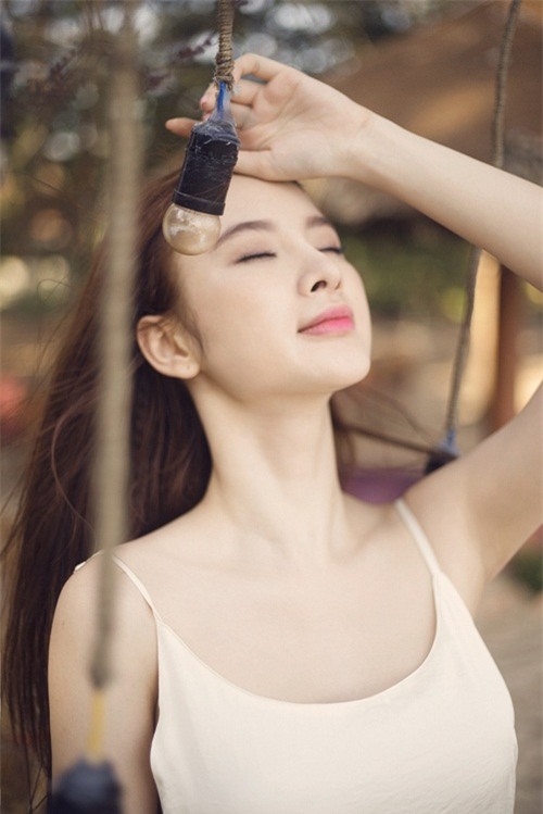 Angela Phương Trinh đẹp dịu dàng tựa thiên thần - 11
