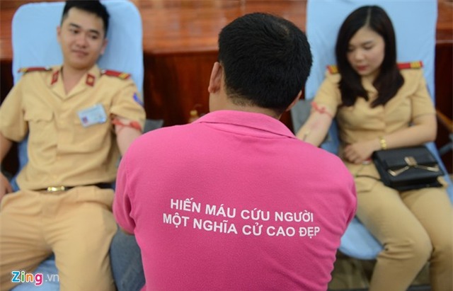 Kho dự trữ cạn kiệt, 1.500 công an Hà Nội hiến máu