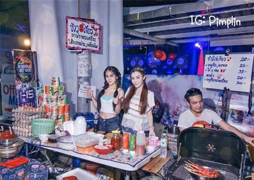 Hot girl bán trứng luộc nổi tiếng nhờ thân hình đẹp - 3