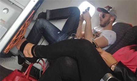 Thu thanh De Gea ngam ngui ve hoi quan cung M.U