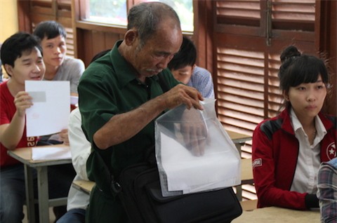 Thi sinh, 60 tuổi, dự thi ĐH, Bà Rịa- Vũng Tàu