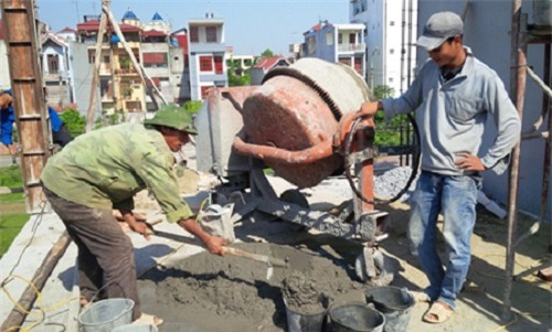 Nắng nóng 40 độ, người dân dễ bị say nắng, sốc nhiệt, đột quỵ - 2