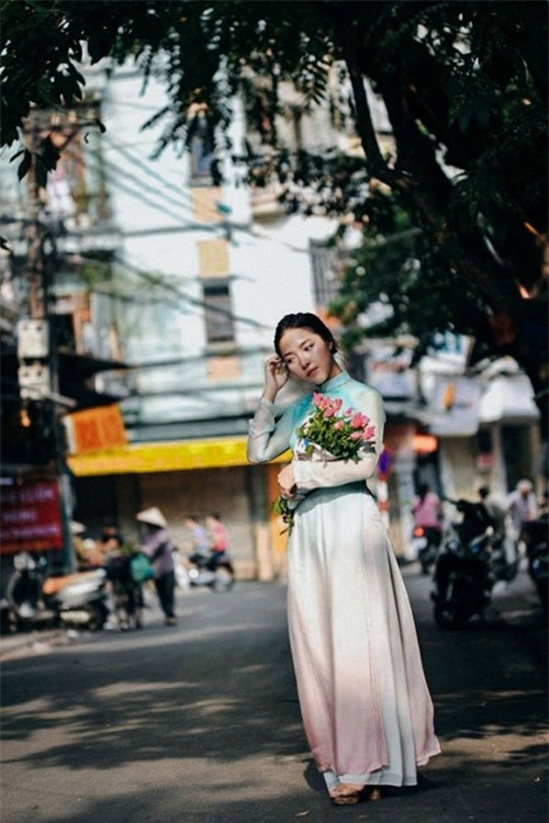 Điểm danh những ái nữ tài sắc nhà sao Việt - 11