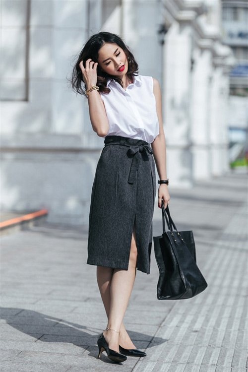 dinh ngoc diep khoe chan dai, vai thon tren pho - 6