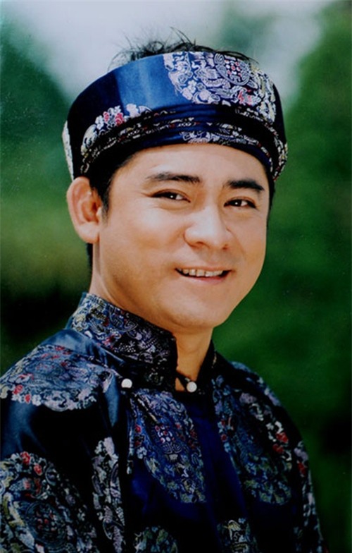 Huỳnh Anh Tuấn bị chê diễn dở