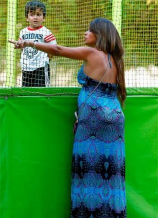 conmesssi1chinh-f2b8f