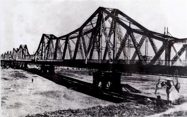 Ngắm những công trình lịch sử cách mạng Hà Nội xưa và nay - 11