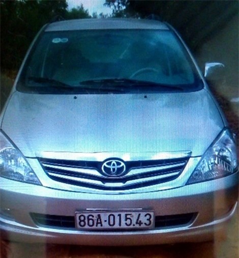 Chiếc xe ô tô nhóm cướp sử dụng để gây án