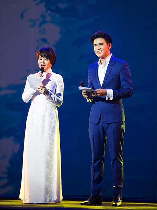 Diễm Quỳnh tự tin sánh đôi cùng MC nam trẻ - 5