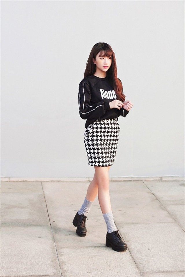 7 hot girl Việt nổi tiếng vì vừa xinh vừa