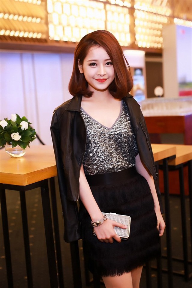 7 hot girl Việt nổi tiếng vì vừa xinh vừa 