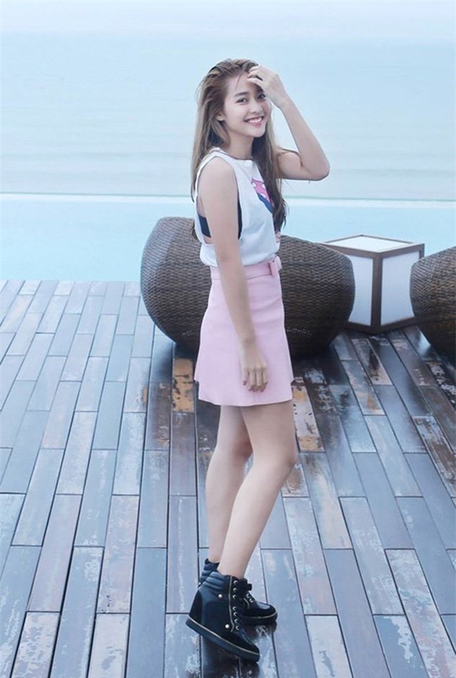 7 hot girl Việt nổi tiếng vì vừa xinh vừa 