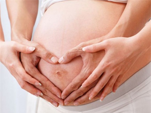 "Chuyện ấy" khi mang thai: 9 lợi ích bất ngờ - 1