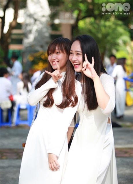 nữ sinh, khai giảng