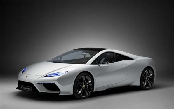 Lotus Esprit là một trong những mẫu xe rất được chú ý tại triển lãm Paris 5 năm trước. Dòng xe này được Lotus vén màn với những kế hoạch lớn cùng các con số ấn tượng như động cơ tăng áp V8 công suất từ 550 đến 620 mã lực và dự kiến được bán trong năm 2012. Tuy nhiên, cho tới nay chưa có chiếc Esprit nào thực sự tới tay khách hàng.