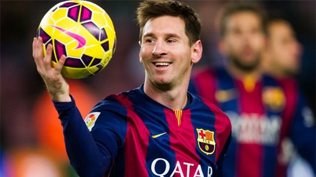 Lionel Messi (tiền đạo): Các bác sĩ phát hiện chân sút người người Argentina gặp vấn đề về phát triển thể trạng khi mới 11 tuổi. Lionel Messi cần tiêm hormon tăng trưởng với chi phí 1.500 USD mỗi tháng. Ở tuổi 13, Leo nhận được sự giúp đỡ từ phía Barcelona. Anh tự tin và dũng cảm trong suốt quá trình điều trị. Kể từ lần đầu chơi cho gã khổng lồ xứ Catalan khi mới 16 tuổi, 4 tháng và 23 ngày, Lionel Messi chứng tỏ tài năng và nhanh chóng khẳng định là cầu thủ số một thế giới trong bóng đá hiện tại. Anh là chủ nhân của bốn Quả bóng bóng vàng. Ngoài ra, Messi góp phần giúp đội chủ sân Nou Camp đoạt mọi danh hiệu cao quý, trong đó có 4 chức vô địch Champions League.