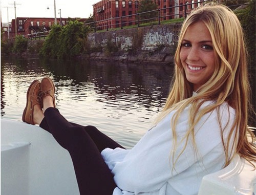 em gai “hoa khoi quan vot” tan tinh... neymar - 14