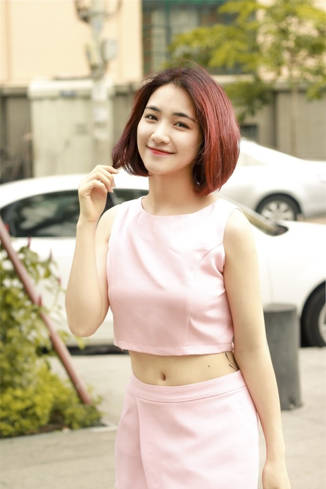 Hòa Minzy: 'Họ nói tôi hâm, suốt ngày làm trò lố'