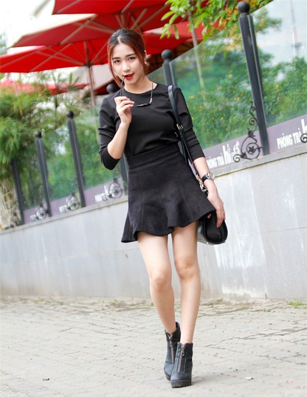 Hòa Minzy: 'Họ nói tôi hâm, suốt ngày làm trò lố'