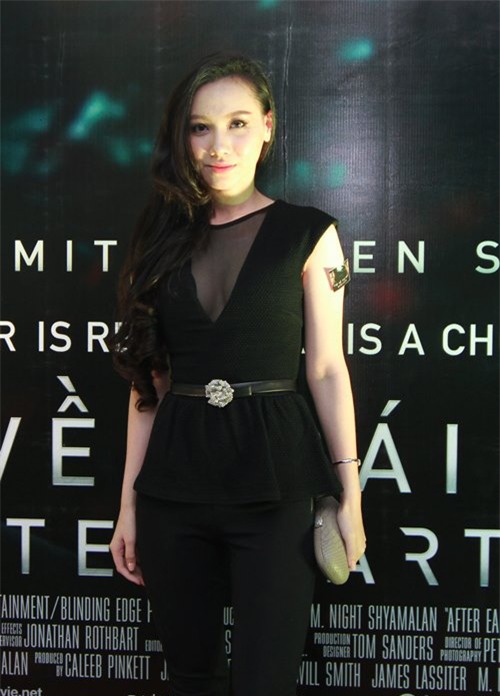 3 nữ MC ghi điểm vì lộng lẫy mà không bị chê sến - 4