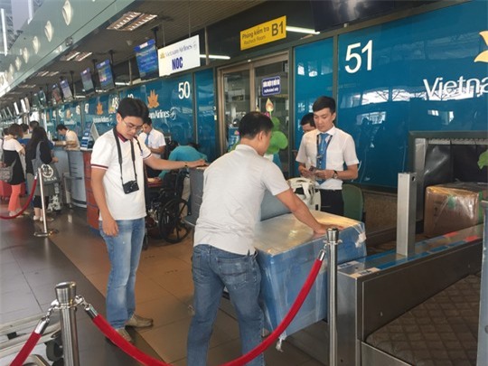 Những hình ảnh lần đầu công bố về ca ghép tạng xuyên Việt - 2