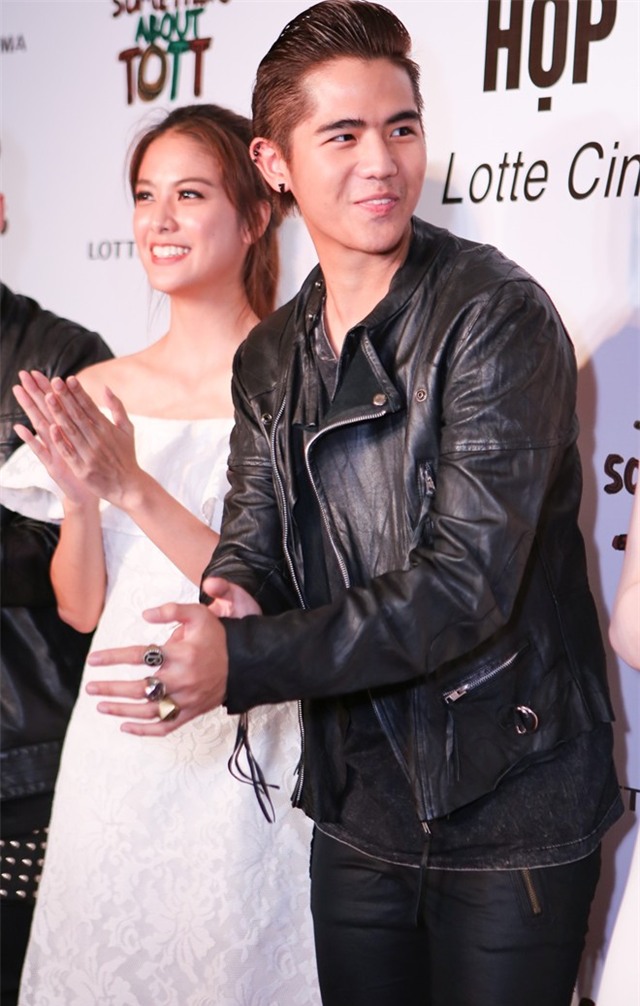 Nick Kunatip sinh năm 1994, là một trong số tài tử thế hệ mới của điện ảnh Thái Lan. Anh được khán giả Việt yêu mến qua các bộ phim Ma nữ tìm chồng, Không phải bóng vừa đâu... Gần đây, anh tỏa sáng với vai Tott trong phim Trai đẹp thời nay.