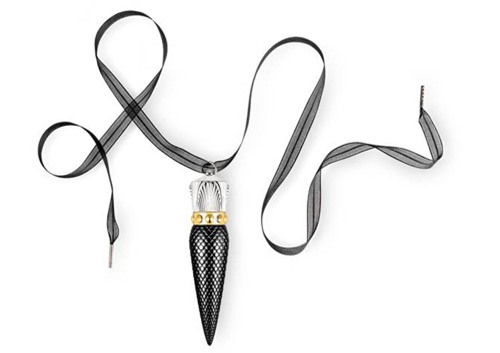 Son môi, son môi hình viên đạn, son Christian Louboutin, dân công sở, đắt đỏ, đặt mua, hàng xách tay, cơn sốt, son-môi, son-môi-hình-viên-đạn, son-Christian-Louboutin, dân-công-sở, đắt-đỏ, đặt-mua, hàng-xách-tay, cơn-sốt