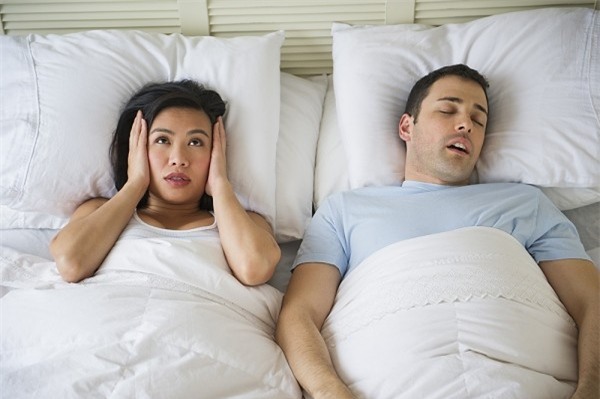 mẹo trị ngủ ngáy