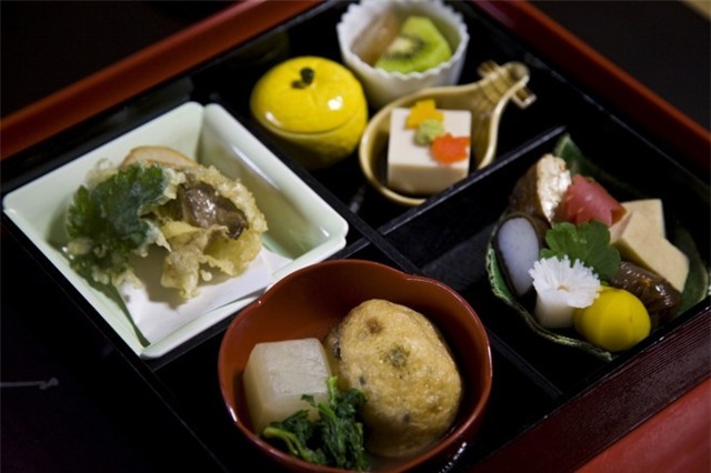 Những món ăn "nhớ muôn đời" khi du lịch Nhật Bản - 1