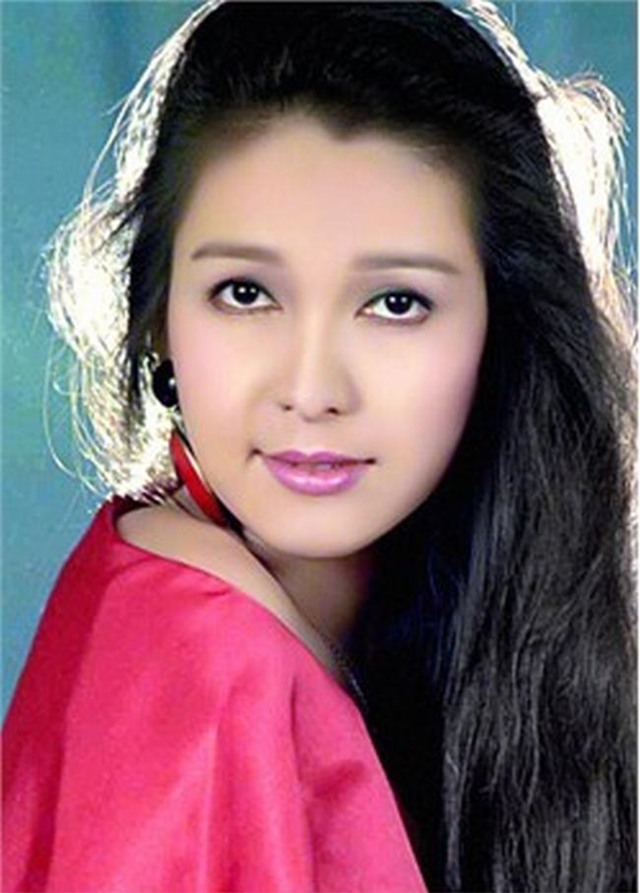 Vẻ đẹp đầy sức sống của sao Việt tuổi đôi mươi