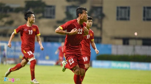 Những cầu thủ có thể hình tốt như Thanh Hiền (số 22) luôn được trọng dụng dưới thời HLV Miura. Ảnh: Hoàng Hà